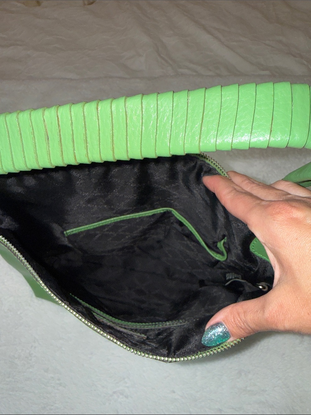 BCBGMaxAzria Green Leather Shoulder Hobo - Picture 9 of 13